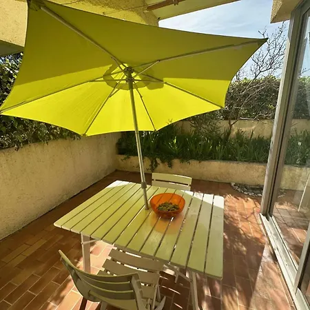 Apartman Grand T2 Avec Loggia Et Terrasse A Proximite Du Port De Mandrier Et Des Plages *